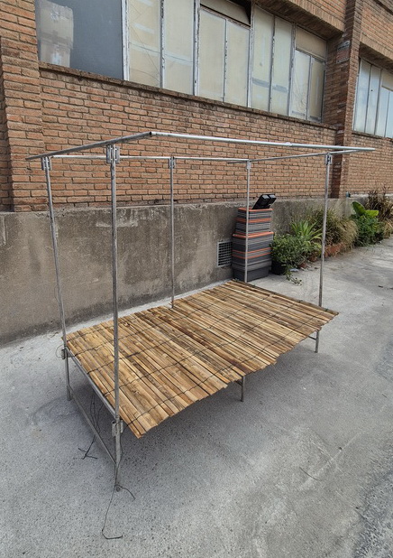 puesto mercado 160x177x122 mesa 72x172 techo 177x123 3u